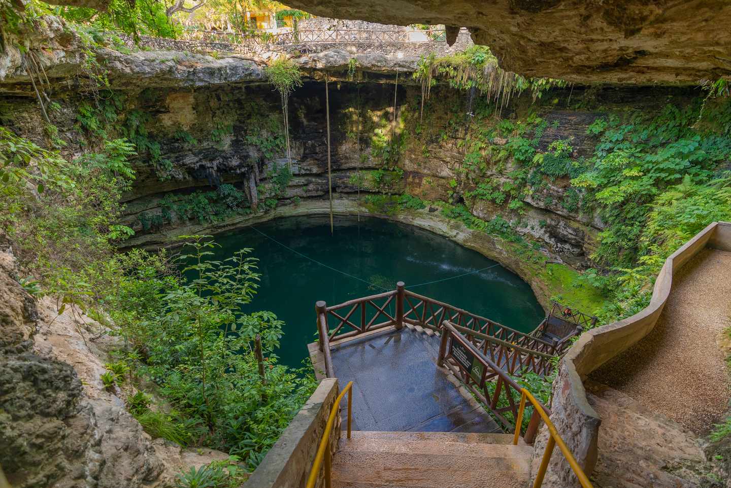 Mexiko-Yucatan-Valladolid-Cenote-g-1369019062.jpg
