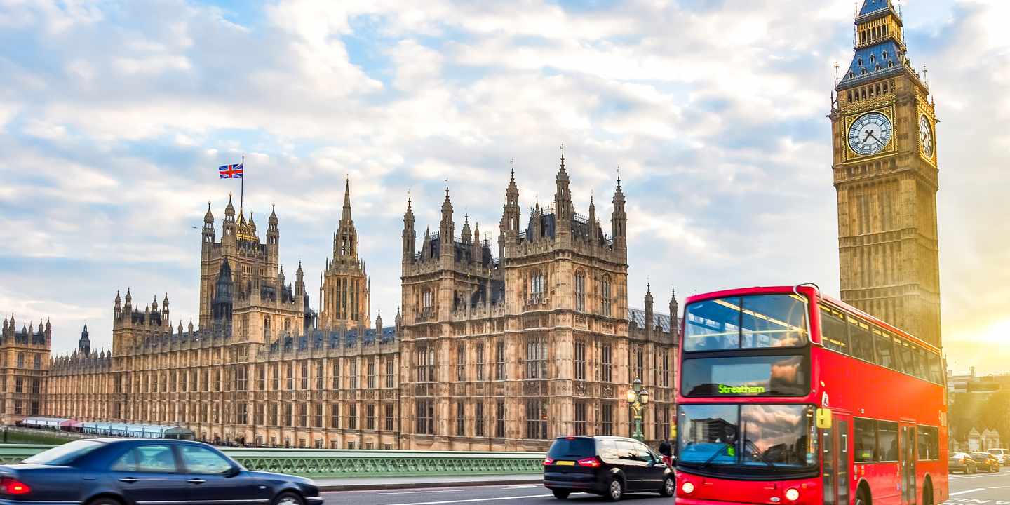 grossbritanien-london-westminster-bridge-big-ben-doppeldeckerbus-g-1199886073.jpg