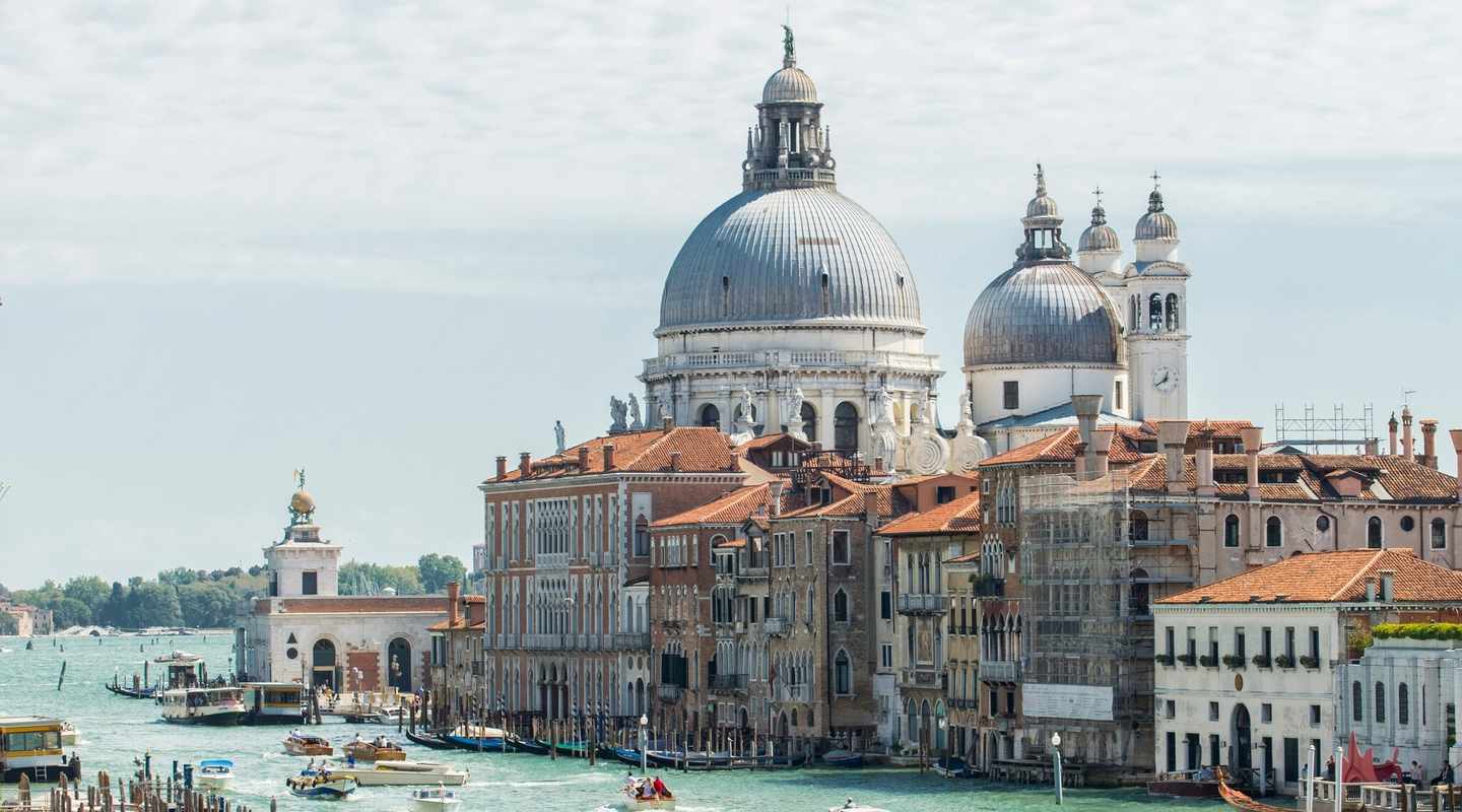 italien-venedig-ponta-della-dogana-g-1141455607.jpg