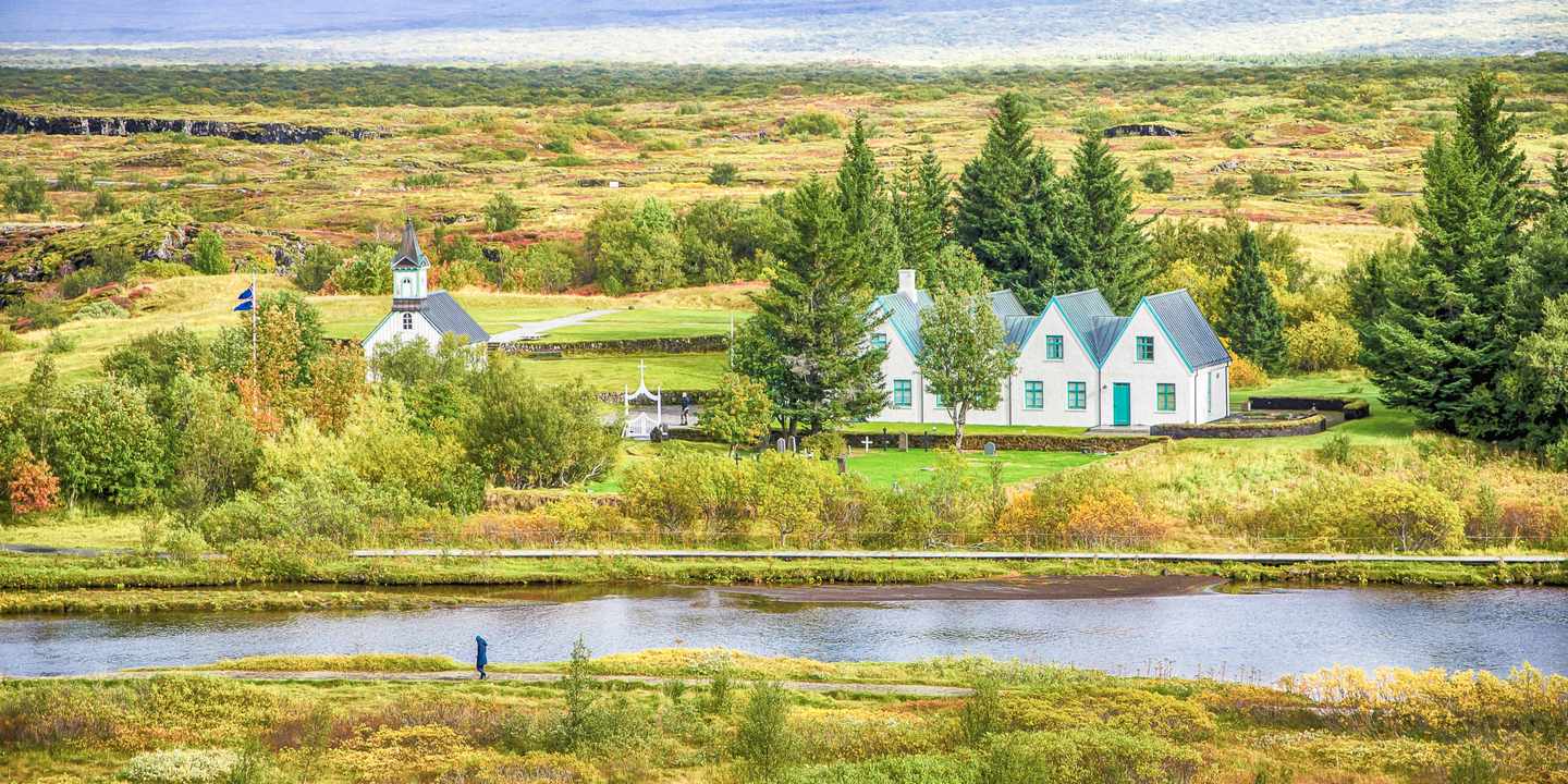 island-thingvellir-nationalpark-oxara-river-g-1360899526.jpg