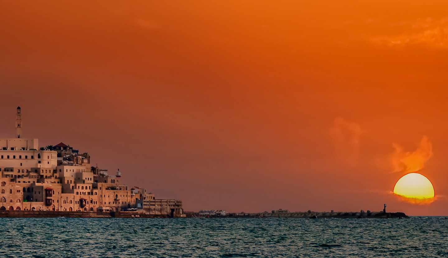 israel-tel-aviv-sonnenuntergang-meer-t-670883186.jpg