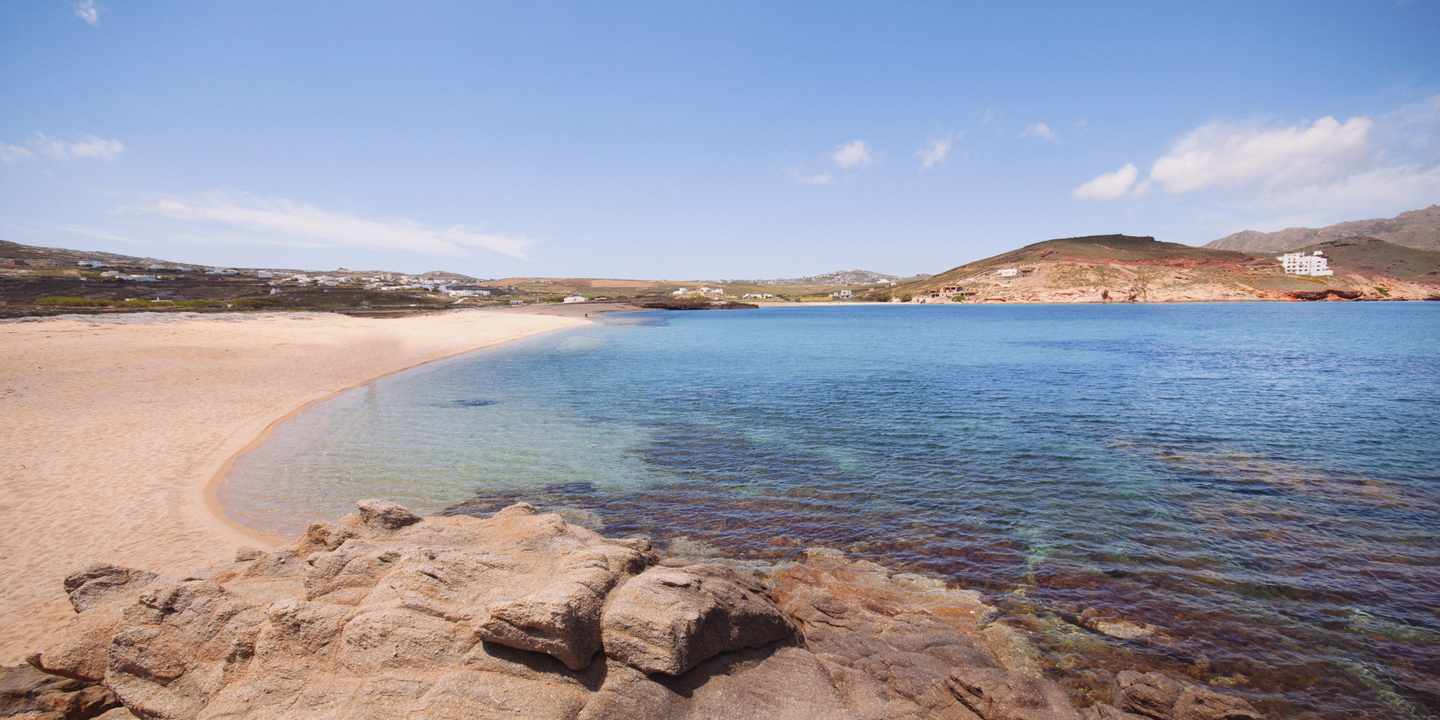 griechenland-mykonos-ftelia-beach-g-498511029.jpg