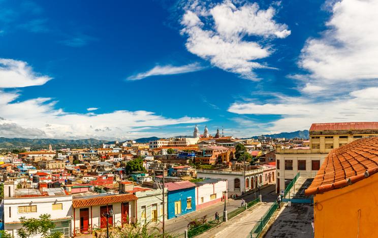 kuba-santiago-de-cuba-panorama-g-922405206.jpg