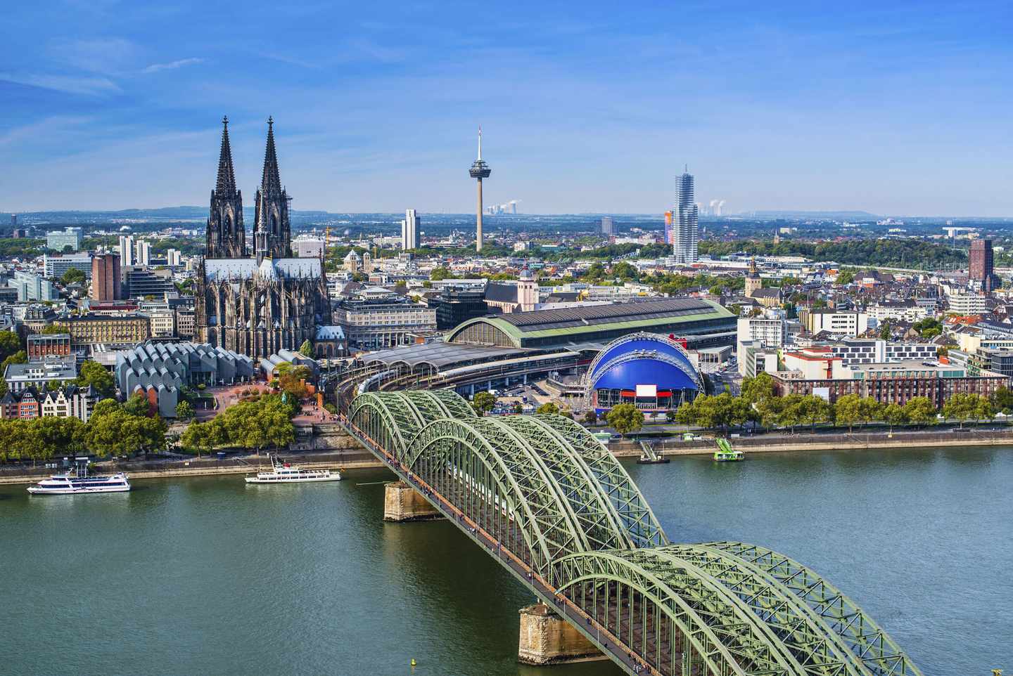 koeln-von-oben-t-187712862.jpg