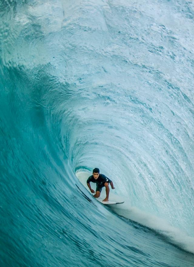 hawaii-oahu-north-shore-surfen-g-483099169.jpg