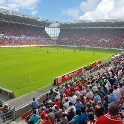fussball-stadion-mainz-f.jpg