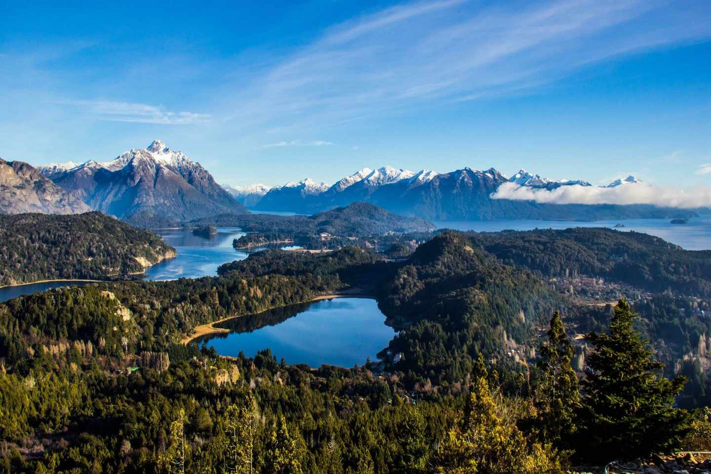 argentinien-bariloche-see-nahuel-huapei-g-929233508.jpg