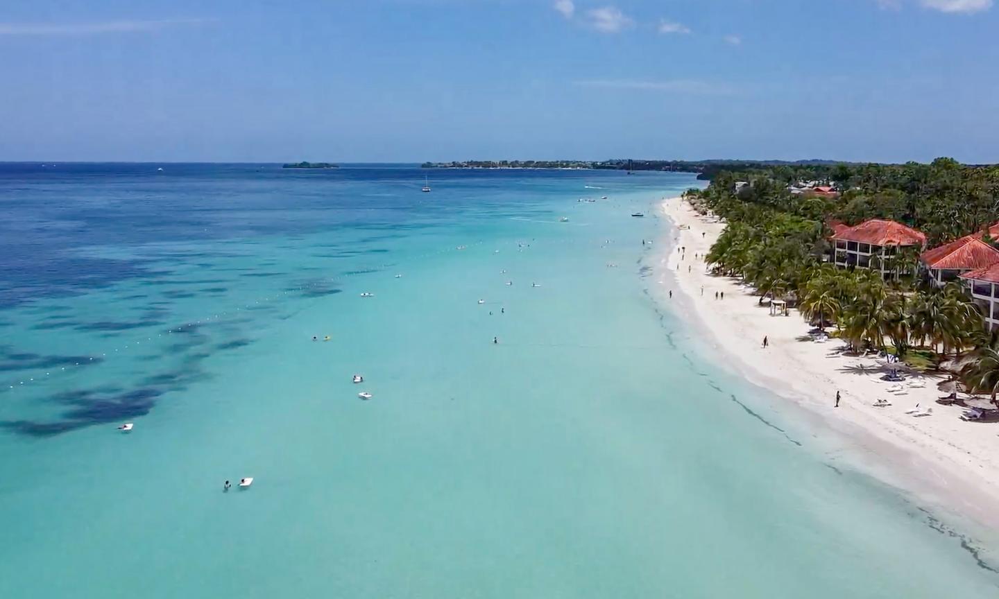 Seven Mile Beach in Negril, Jamaika