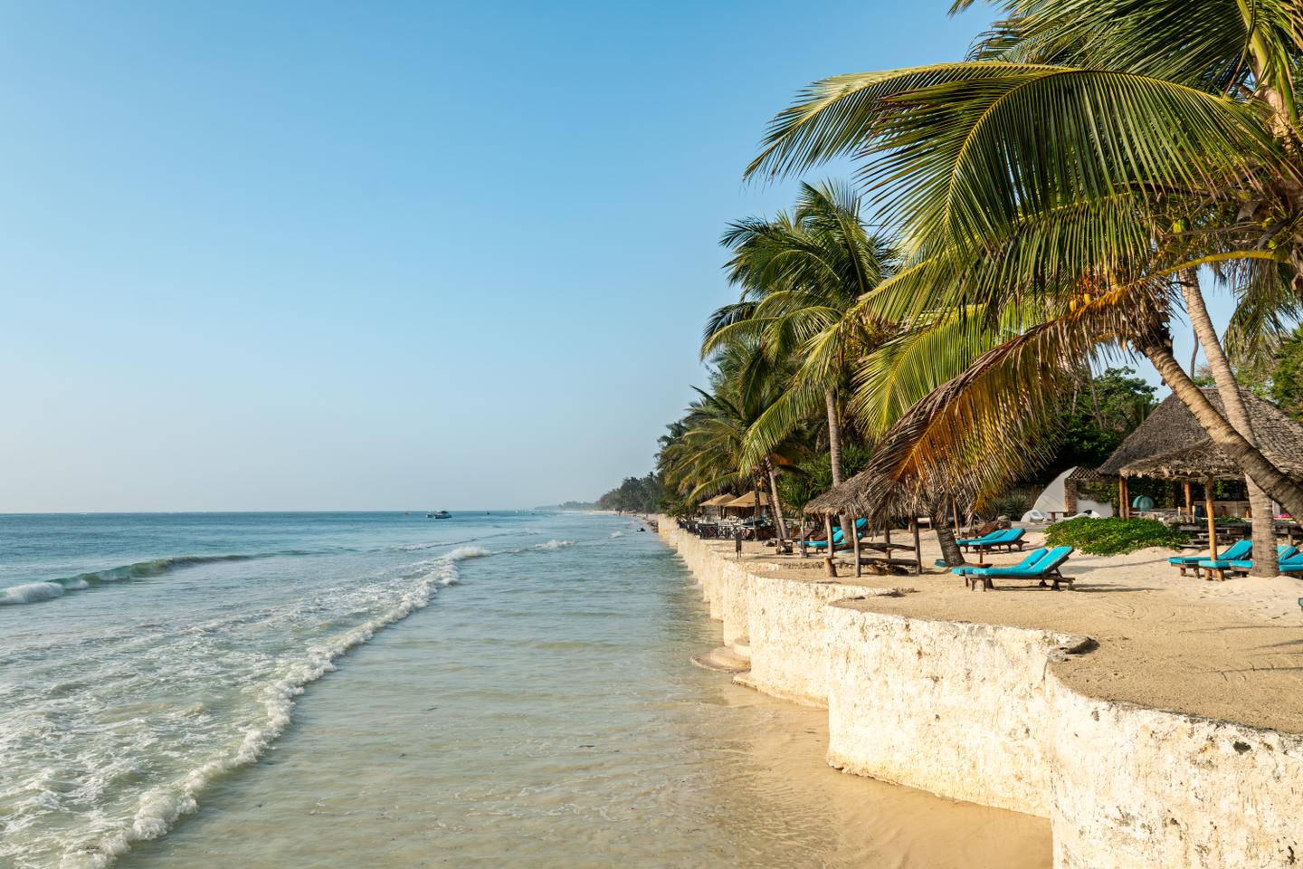 kenia-diani-beach-palmen-strand-g-2175765592.jpg