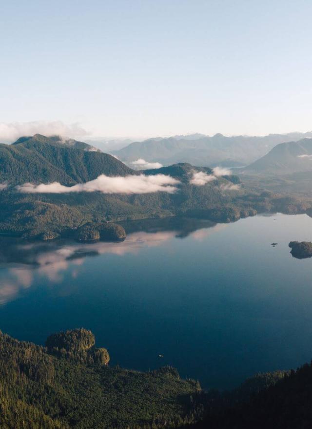 Vancouver Island: Sehenswürdigkeiten entdecken kanada-tofino-lone-cone-g-822294166.jpg