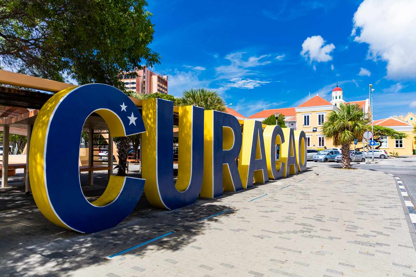 Kuba-Curacao-Willemstadt-Schild-Innenstadt-g-1128862973.jpg