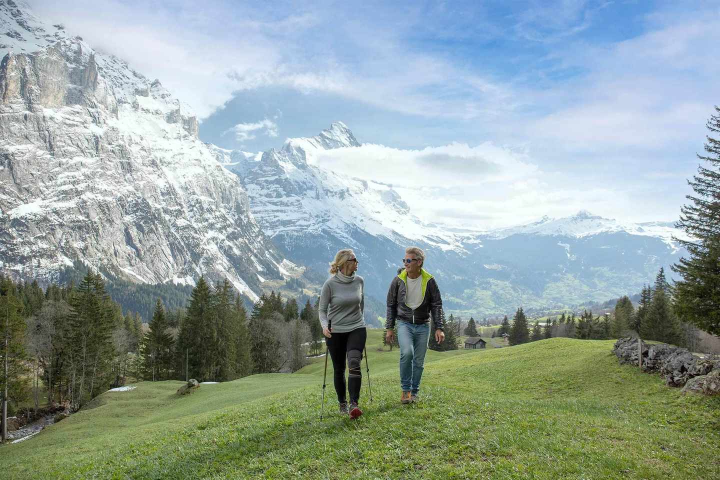 schweiz-kanton-bern-alpen-wandern-g-1258010411.jpg