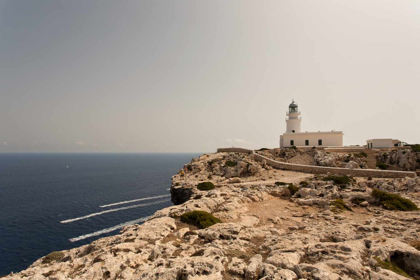 spanien-menorca-cap-de-cavalleria-leuchtturm-g-1028059550.jpg