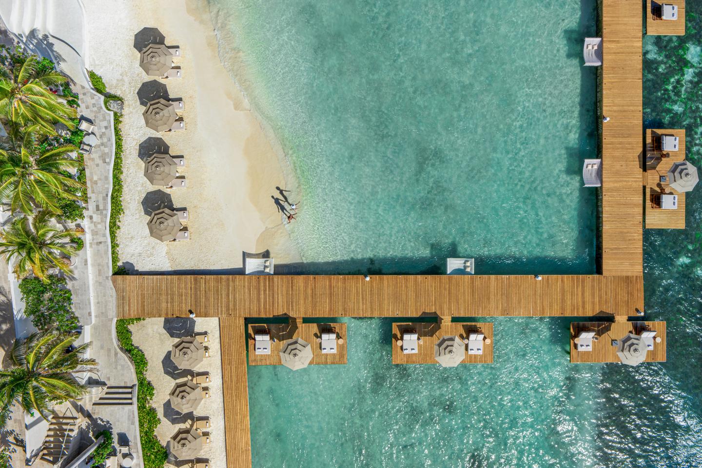 SEIIM-EXT-Aerial-BEACH-Aerial-1B-CB-2-pa-hyatts-inclusive-collection.jpg