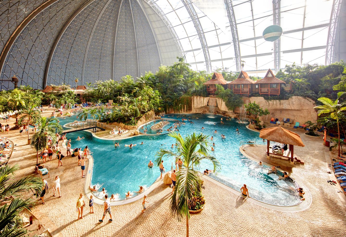 deutschland-brandenburg-tropical_island_poollandschaft-09_(1).jpg
