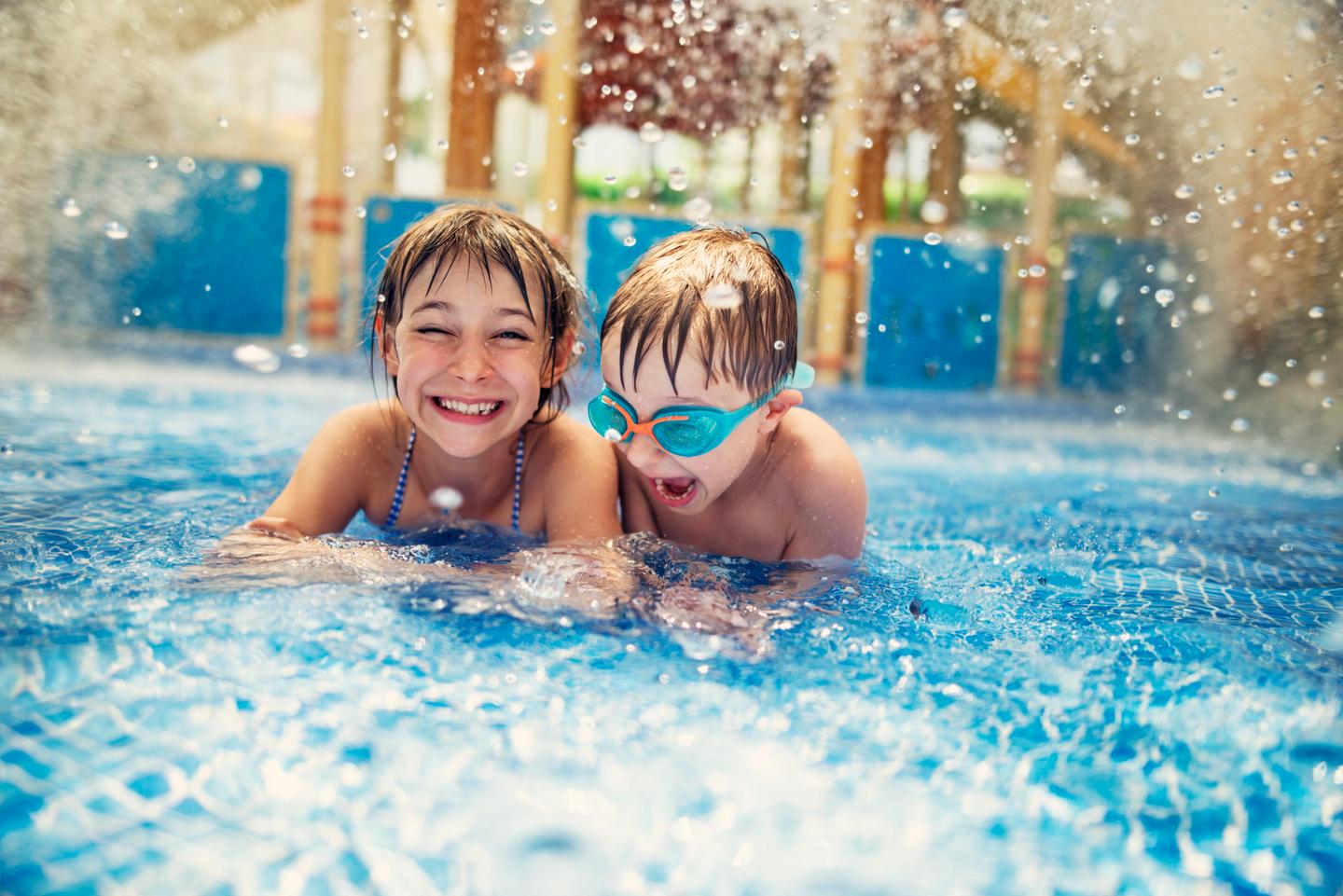 kinder-pool-g-661468290.jpg