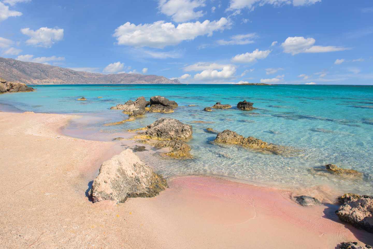 GettyImages-692681592.jpg Berühmter Strand von Elafonisi auf der griechischen Insel Kreta