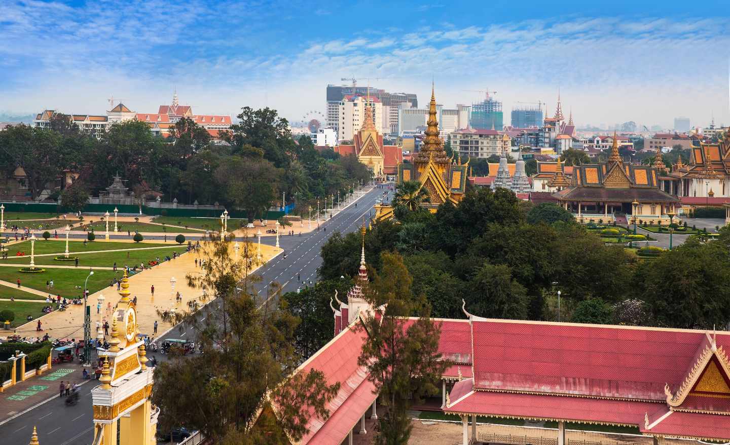 kambodscha-phnom-penh-stadtpanorama-klein-g-485778783.jpg