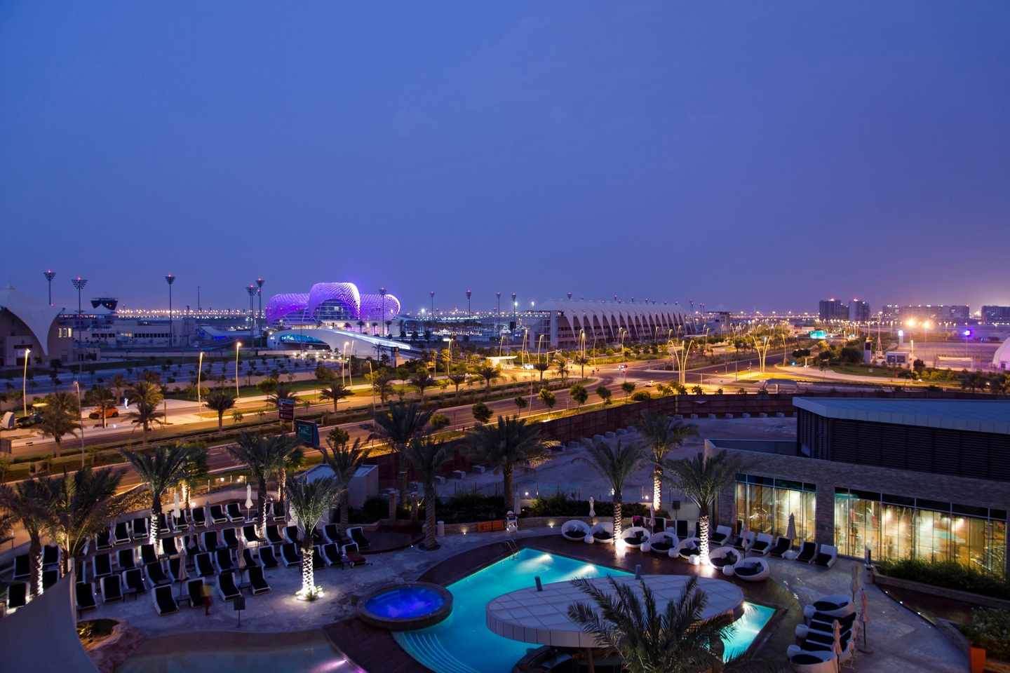 vae-abu-dhabi-yas-marina-g-158992344.jpg