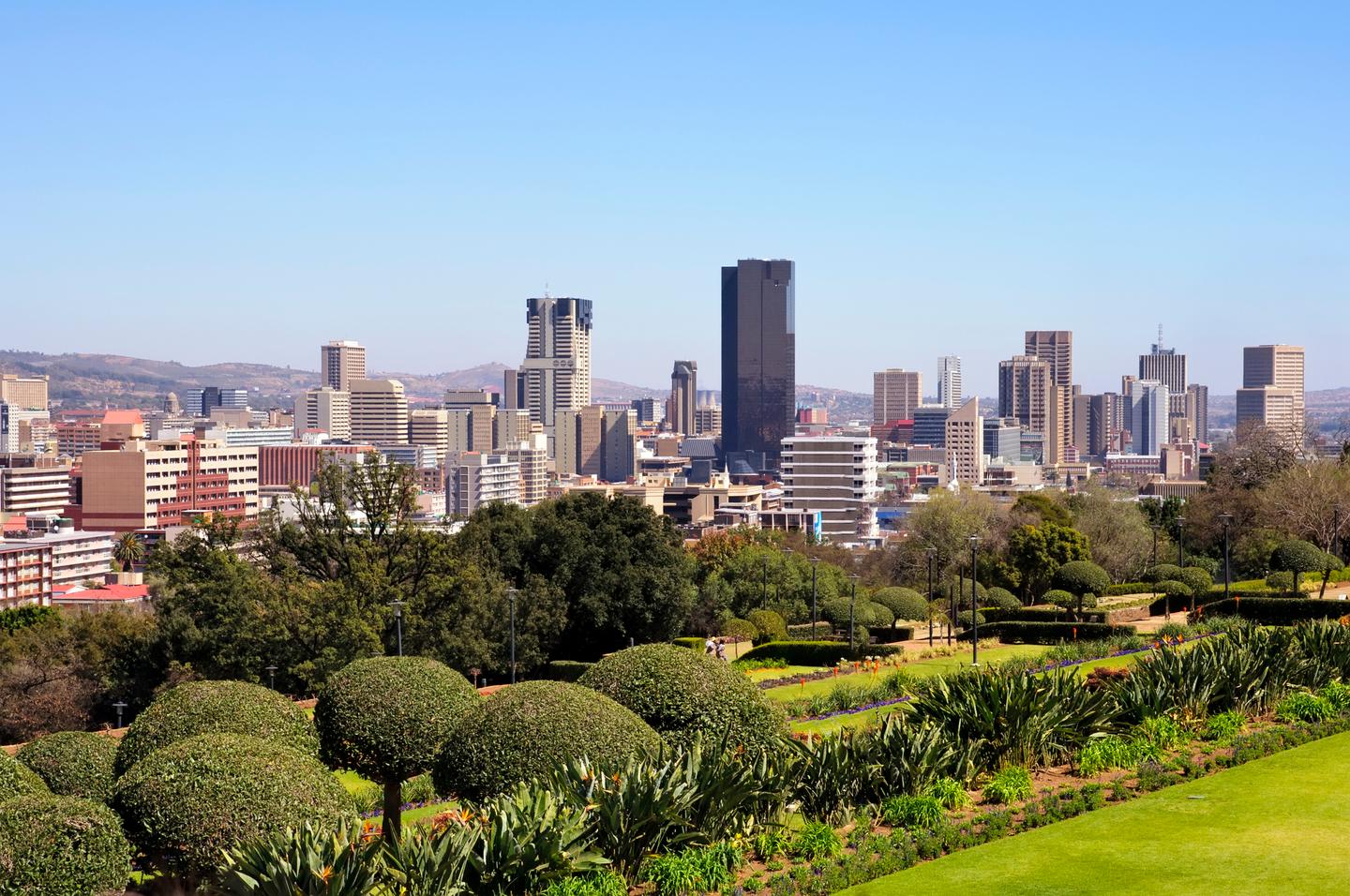 blt015a613b26d0800a-suedafrika-pretoria-skyline-t-146823176.jpg suedafrika-pretoria-skyline-t-146823176.jpg
