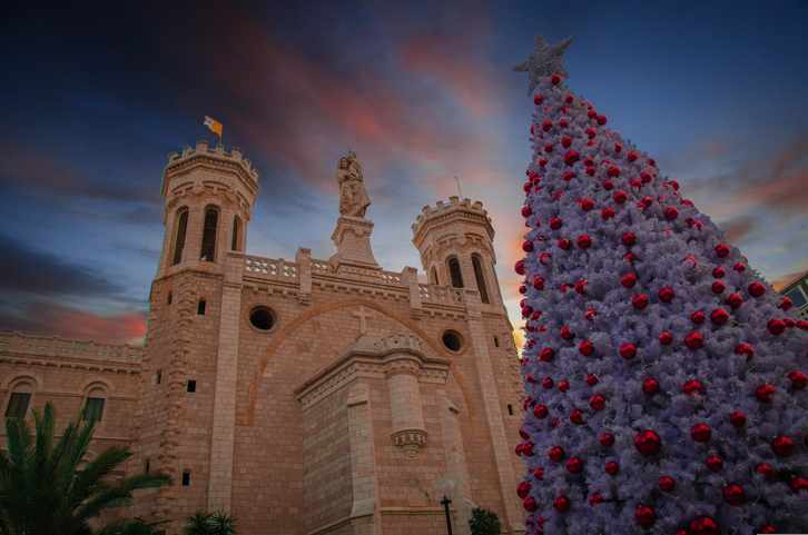 israel-jerusalem-weihnachtsbaum-g-824613058.jpg