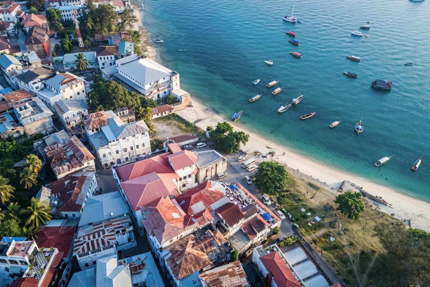 afrika-tansania-sansibar-stonetown-g-1033789766.jpg