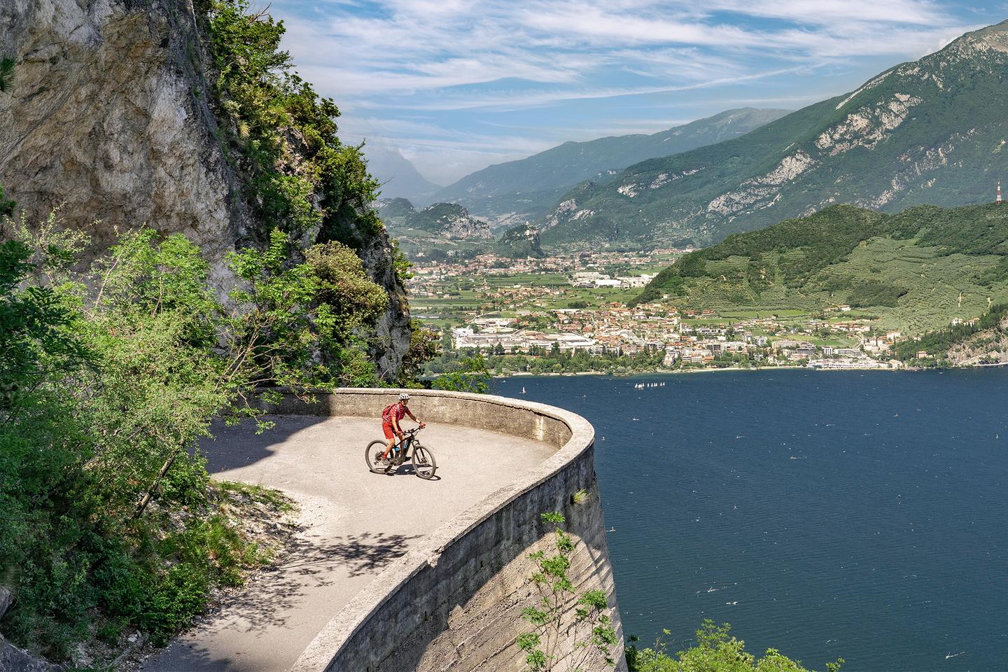 italien-gardasee-ponale-road-radwege-g-1325235540.jpg