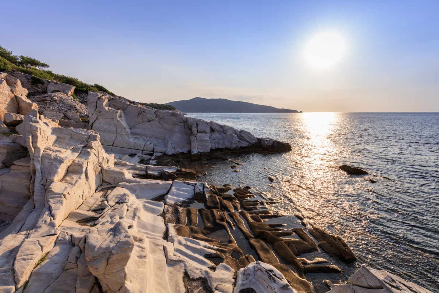 griechenland-thassos-aliki-marmor-g-930768812.jpg