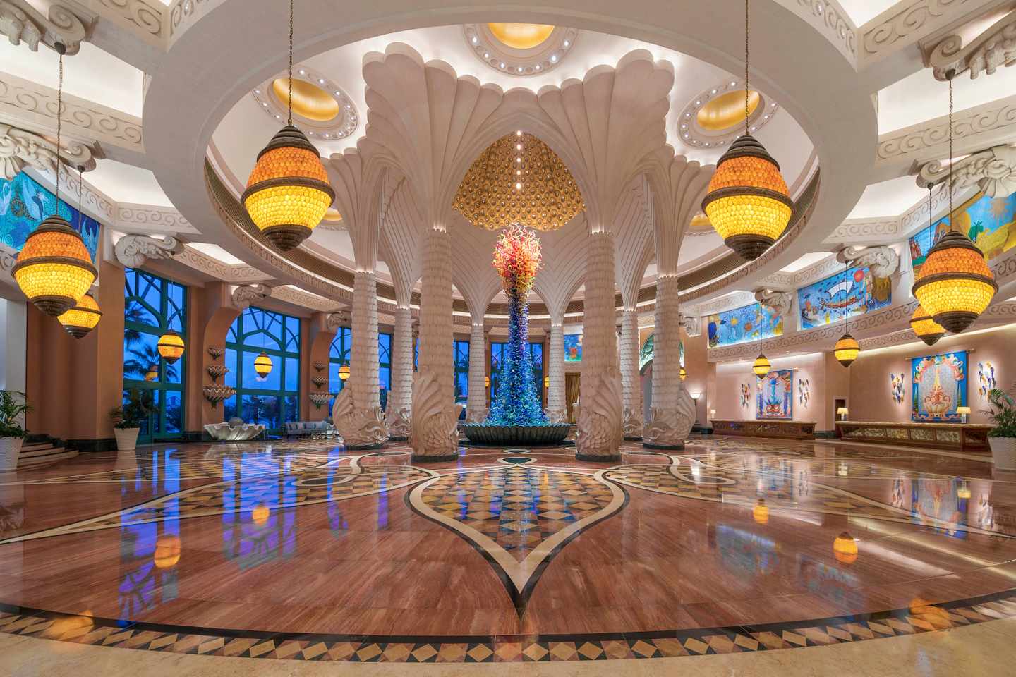 bltf3e66831b22eb81a-dubai-atlantis-lobby-partner.jpg Atlantis, The Palm - Lobby