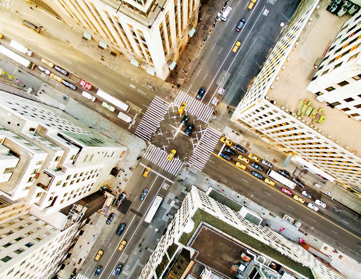nordamerika-usa-new-york-city-fifth-avenue-g-507831914.jpg