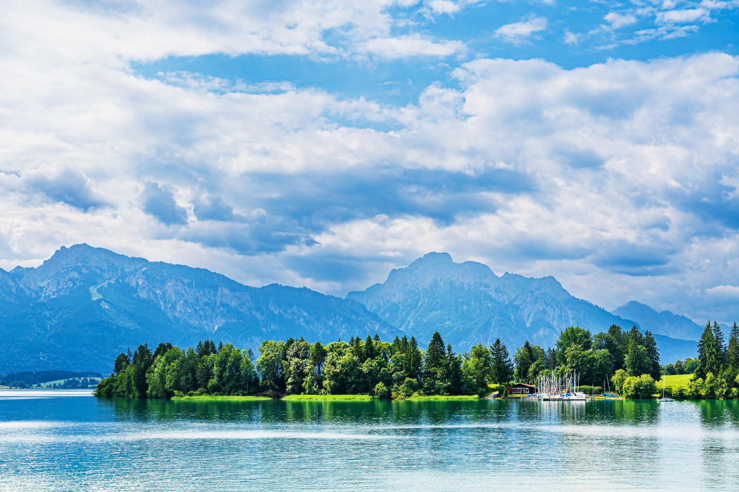 deutschland-bayern-allgaeu-forggensee-naehe-fuessen-g-2233973066.jpg
