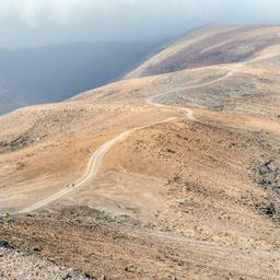 spain-fuerteventura-pico-de-la-zarza-mountain-pfad-g-1138650186.jpg