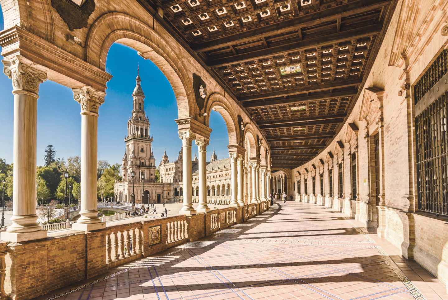 spanien-andalusien-plaza-de-espana-sevilla-g-802912258.jpg