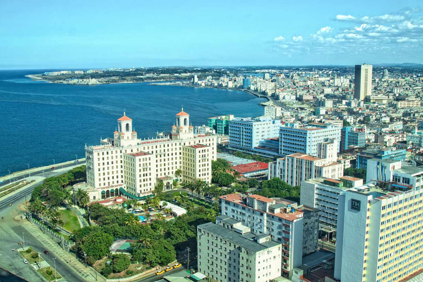 kuba-havanna-kuestenlinie-g-683860970.jpg