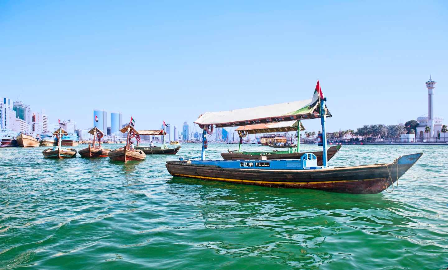 vae-dubai-creek-boot-g-622917326.jpg