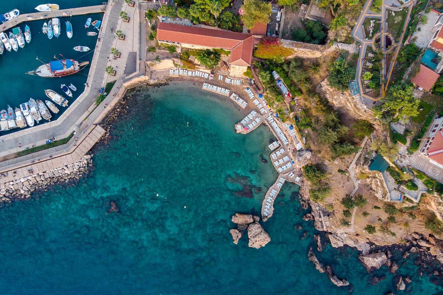 tuerkei-antalya-straende-luftaufnahme-vom-hafen-kaleici-g-1204416258.jpg