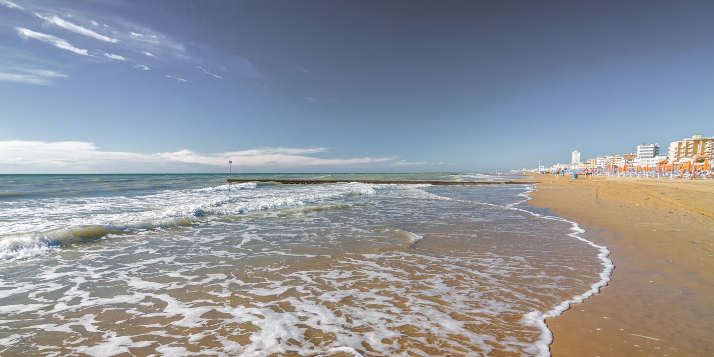 italien-lido-di-jesolo-g-519265110.jpg