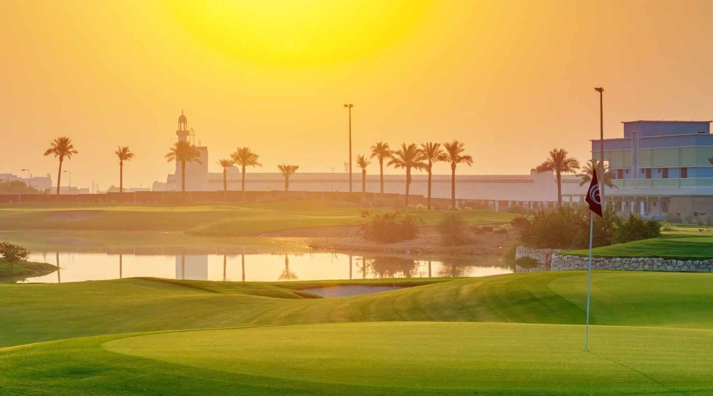 katar-golfclub-sonnenuntergang-g-1351292546.jpg