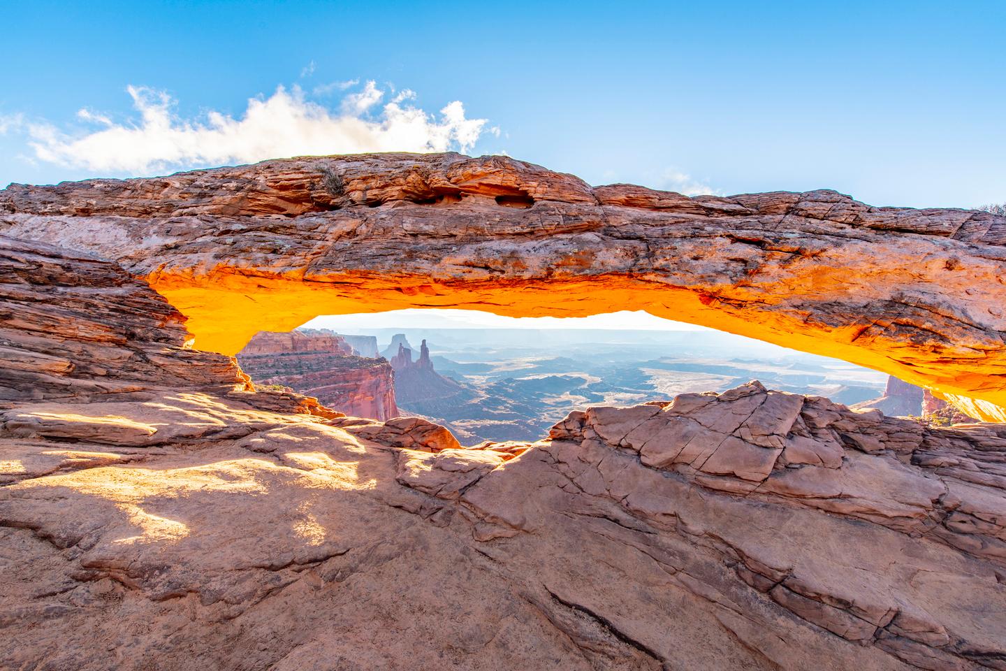 bltea87ddd714bf9f7f-usa-utah-canyonlands-national-park-mesa-arch-g-1083266052.jpg usa-utah-canyonlands-national-park-mesa-arch-g-1083266052.jpg