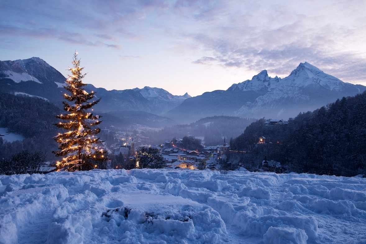 1_1_deutschland_bayern_lockstein_schnee_dorf_weihnachten_dertour_g-469773392.jpg