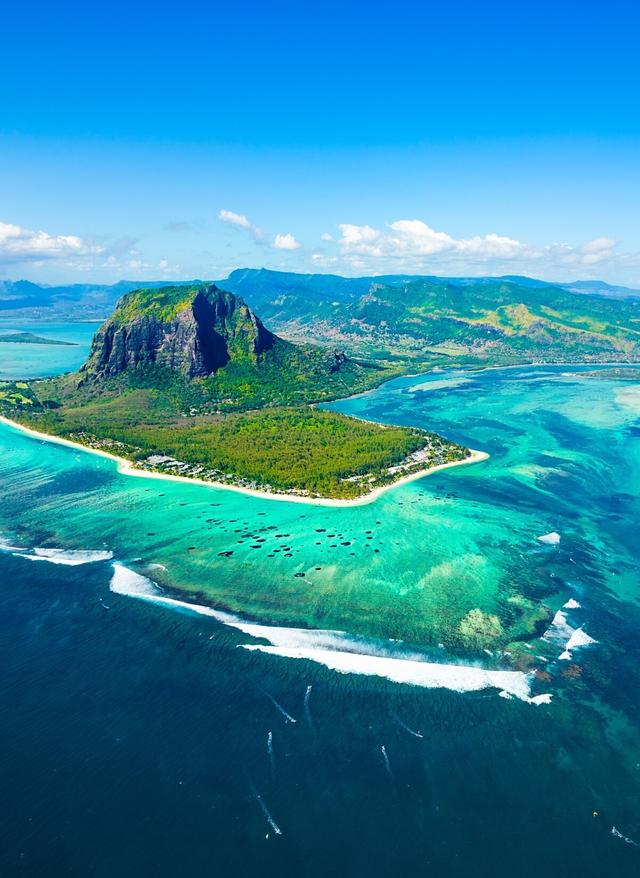 Zu den Angeboten Mauritius Südküste Fels