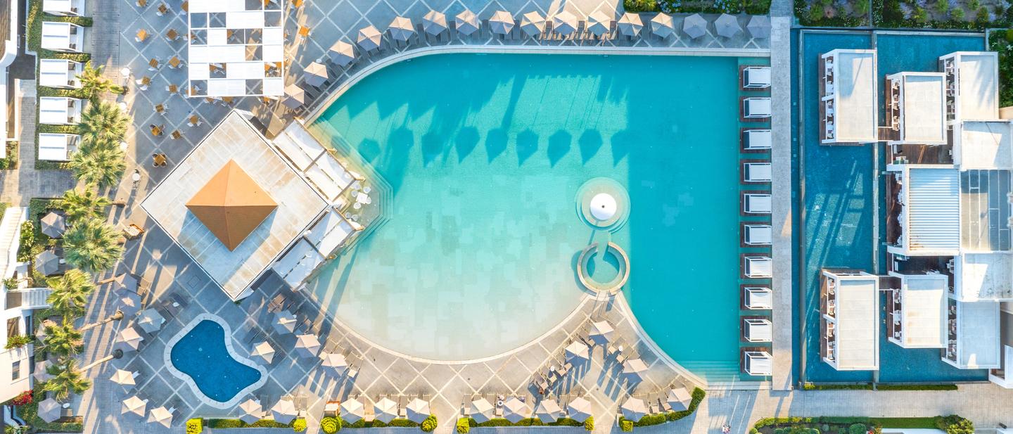 blt1429c248bea8197e-griechenland-kos-sentido-pelagos-18910-hotel-complex-drone-c10-k0288-kv.jpeg griechenland-kos-sentido-pelagos-18910-hotel-complex-drone-c10-k0288-kv.jpeg