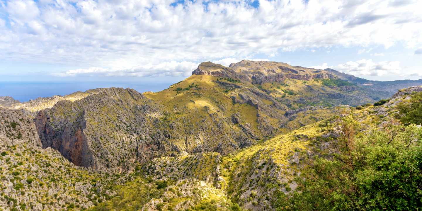 spanien-mallorca-serra-de-tramontana-g-1077207344.jpg