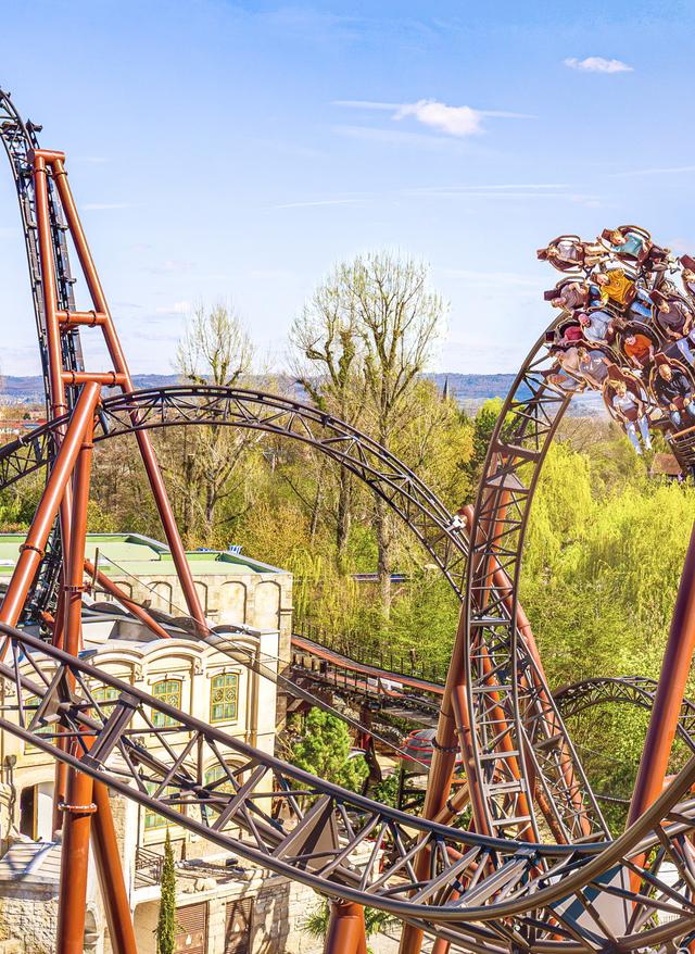 freizeitparks-deutschland-europa-park-kroatien-voltron-partner.jpg