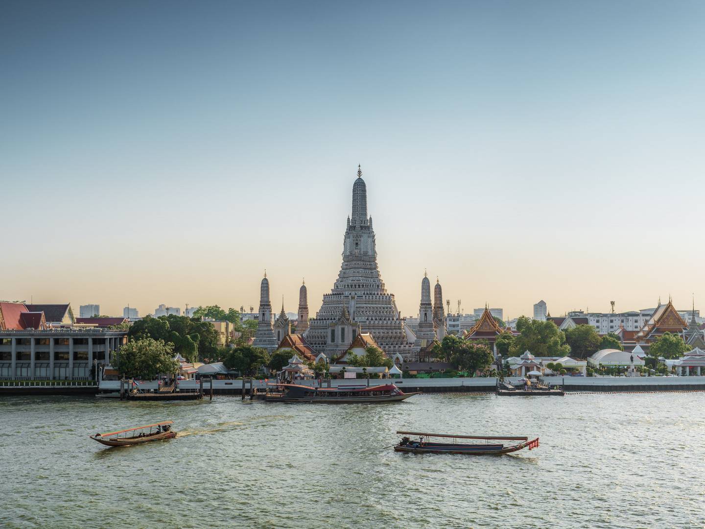 blt6ffabb20a1e9efd2-thailand-bangkok-wat-arun-tempel-panorama-g-954686622.jpg thailand-bangkok-wat-arun-tempel-panorama-g-954686622.jpg