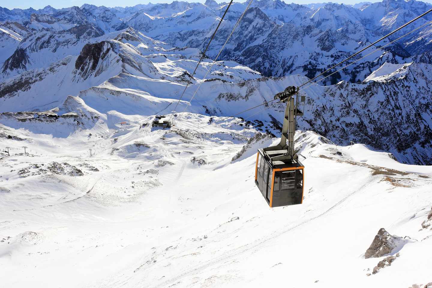 deutschland-allgaeu-oberstdorf-skilift-nebelhorn-g-479227018.jpg