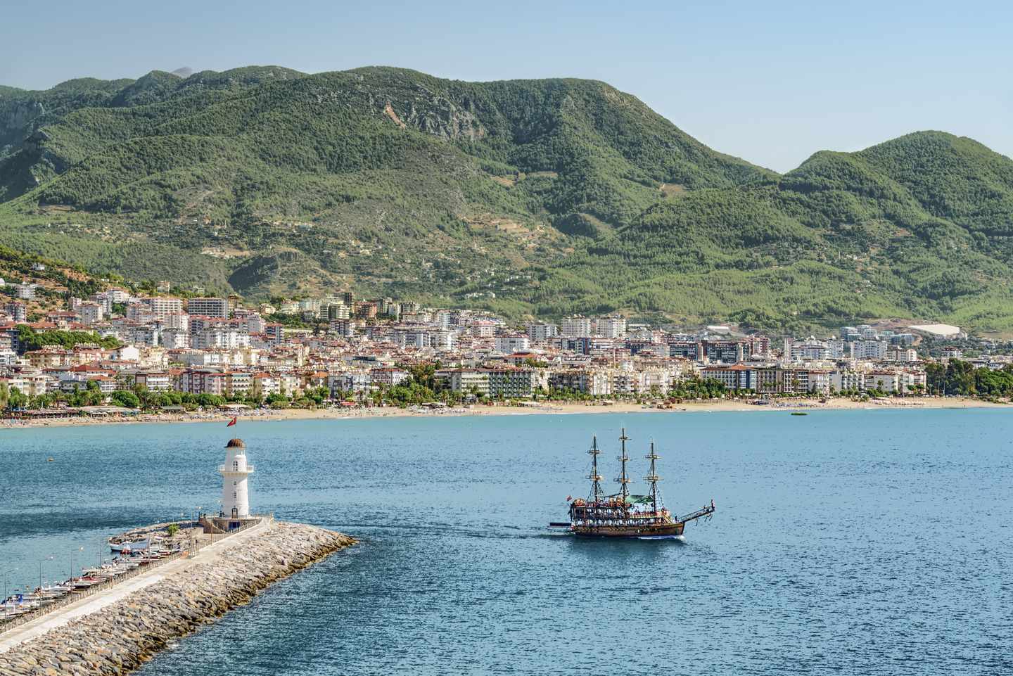 tuerkei-tuerkische-riviera-alanya-leuchtturm-ausflugsschiff-g-1399691304.jpg