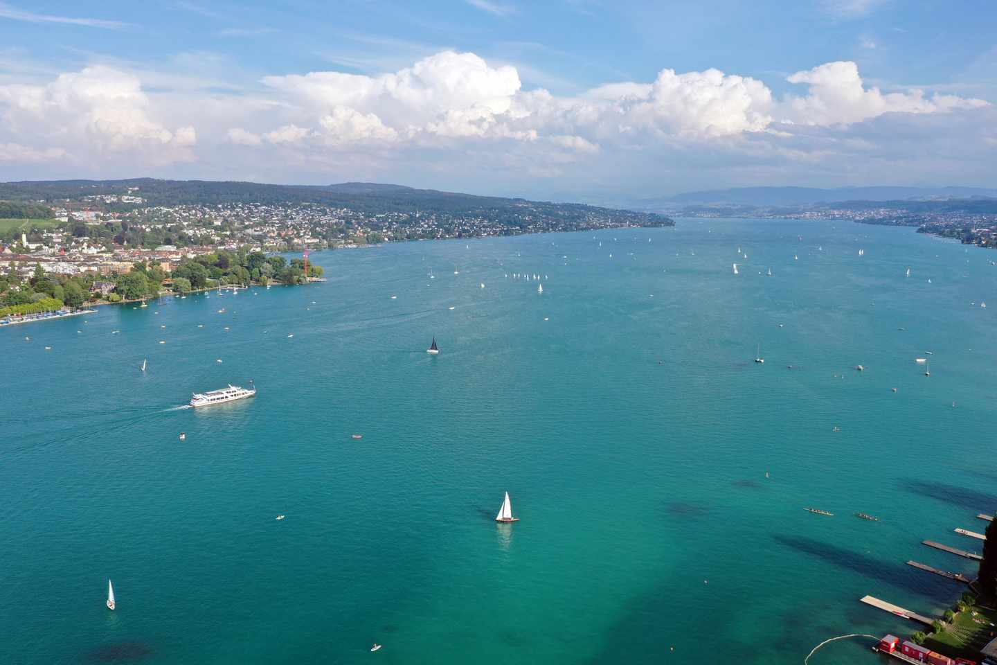 schweiz-zuerich-zuerichsee-g-1263790729.jpg