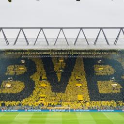 fussball-borussia-dortmund-tribuene-bvb-f-sports.jpg