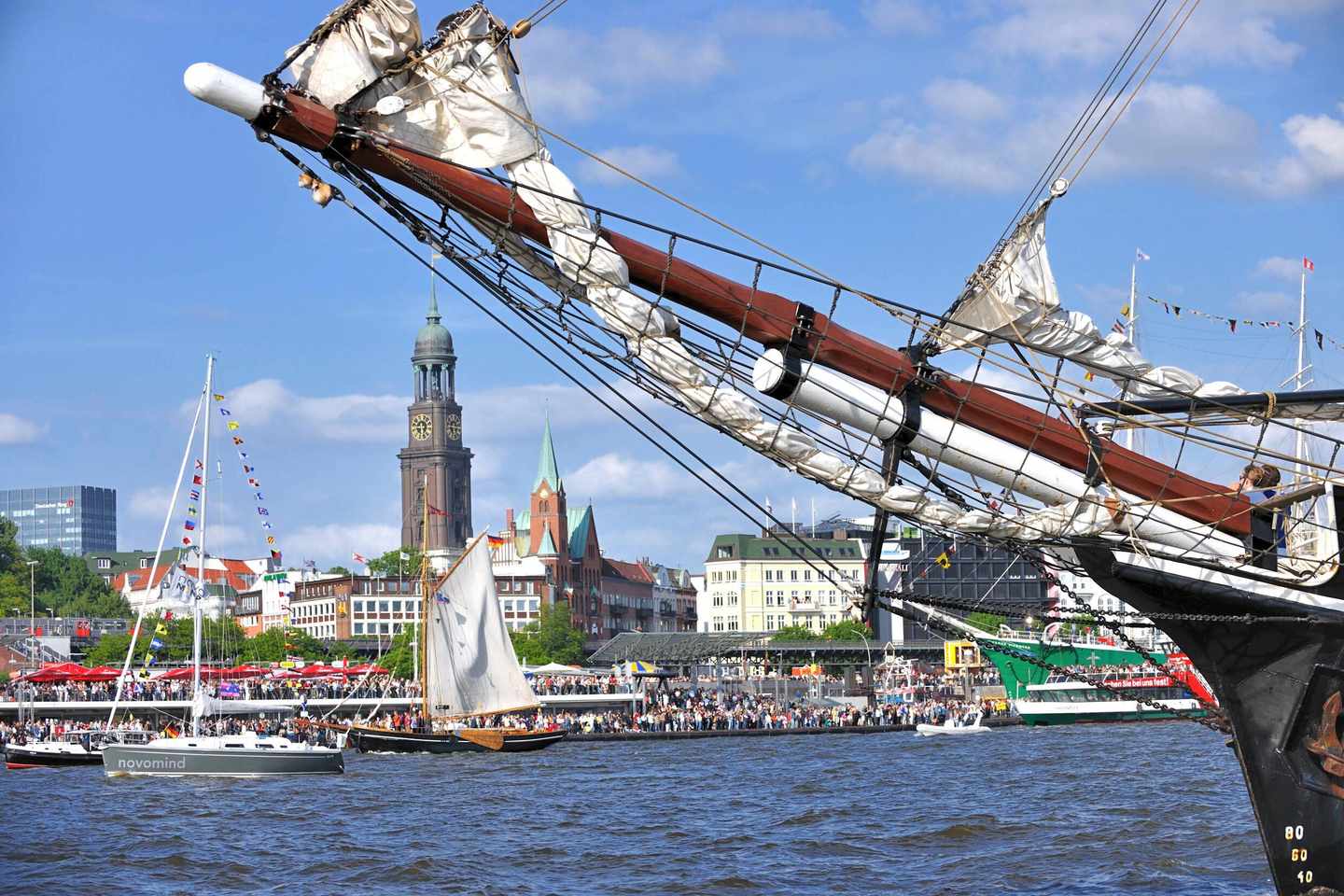 hamburg-hafengeburtstag-p-S51619.jpg